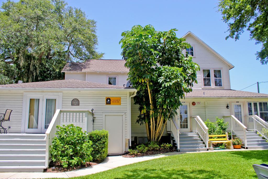 Night Swan Intracoastal Bed & Breakfast Bed & Breakfast New Smyrna Beach Exterior photo