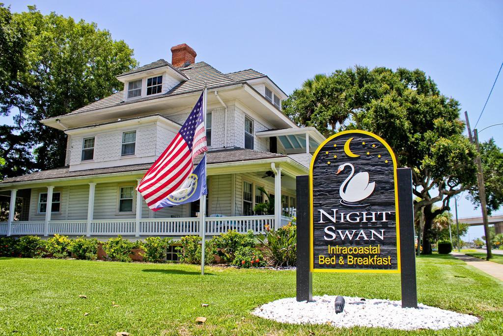 Night Swan Intracoastal Bed & Breakfast Bed & Breakfast New Smyrna Beach Exterior photo